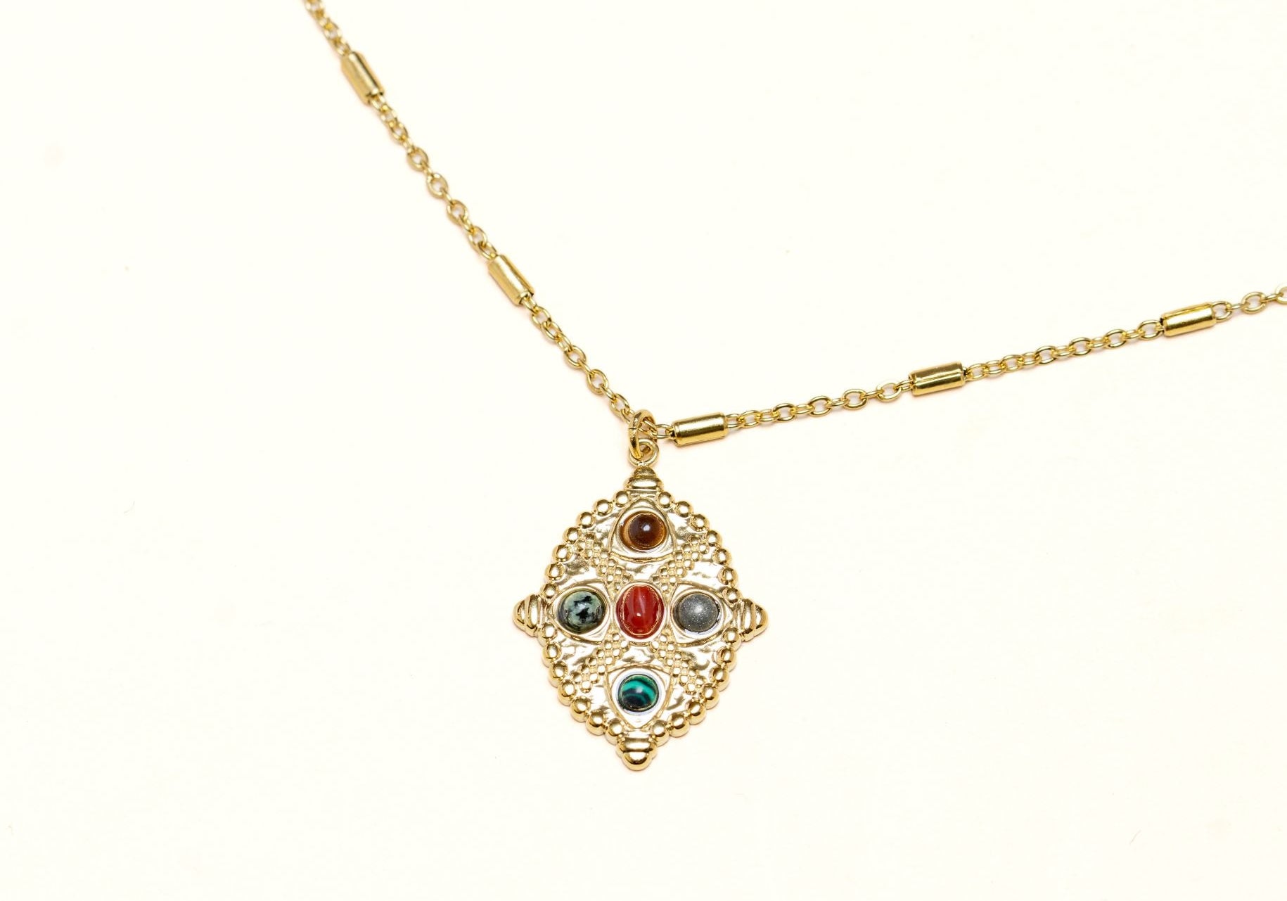 Collier Riny en acier inoxydable doré à l'or fin AOLA